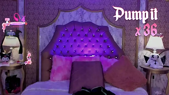 SoffiQueen online show from 04/16/26, 09:39