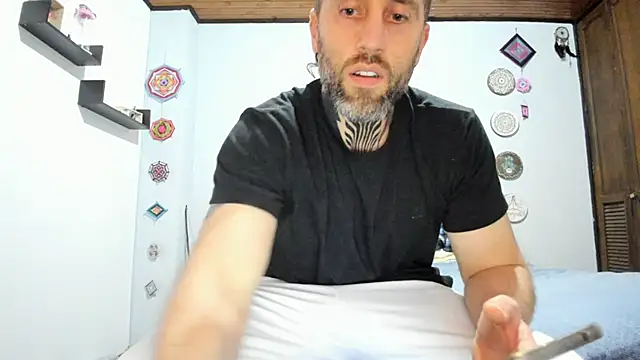 Antoniohot2024 online show from 01/05/25, 01:03