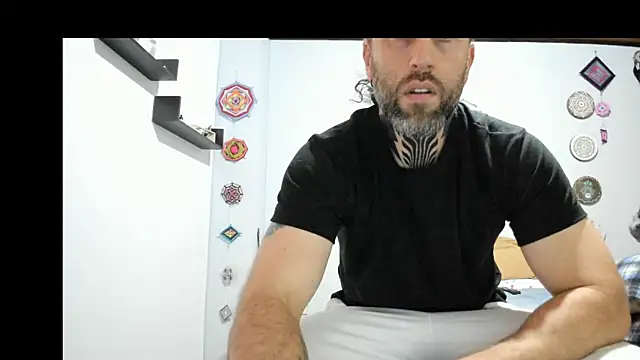 Antoniohot2024 online show from 01/05/25, 11:12