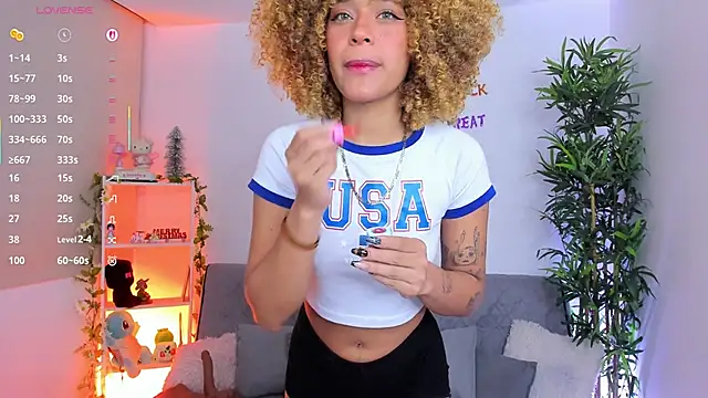 natty romanof 18 online show from 11/07/25, 10:26