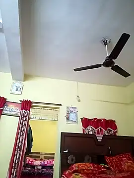 heenage online show from 12/23/24, 04:55