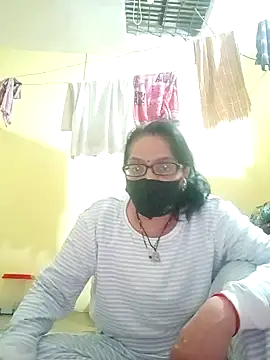 heenage online show from 01/12/25, 01:27