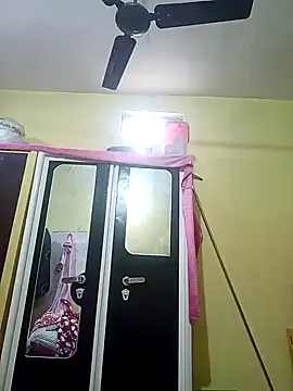 heenage online show from 01/19/25, 07:57