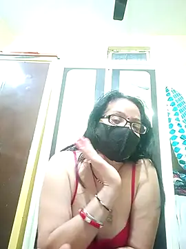 heenage online show from 02/17/25, 01:15