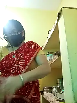 heenage online show from 03/05/25, 06:23