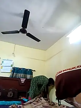 heenage online show from 03/06/25, 04:41