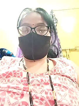 heenage online show from 03/25/26, 03:18