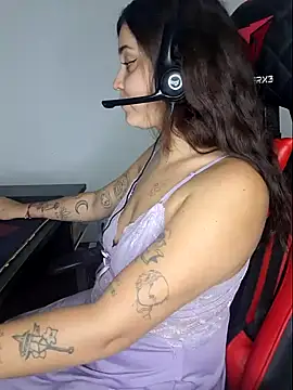 luuhcat09 online show from 01/16/25, 01:48