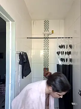 luuhcat09 online show from 12/01/25, 05:29