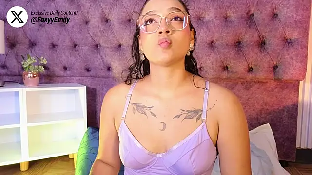 EMILYY FOXY online show from 05/19/26, 07:09