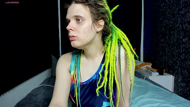 KIKI Krash online show from 01/10/26, 11:01