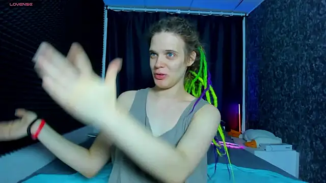 KIKI Krash online show from 01/16/26, 10:19