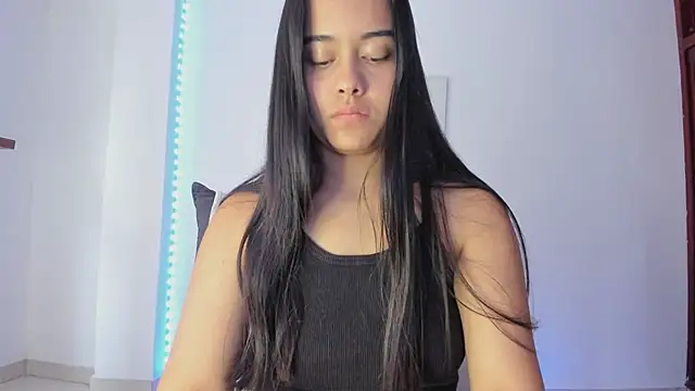 anniesweet- online show from 03/18/25, 04:37