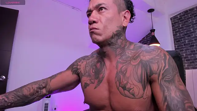 Dantesuarez28 online show from 02/17/26, 09:50