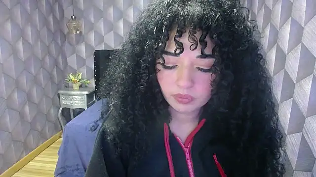 Sofiacowperx online show from 03/02/25, 03:05