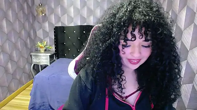 Sofiacowperx online show from 03/02/25, 09:11