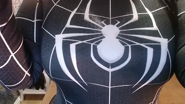 Sofiacowperx online show from 10/25/25, 06:57