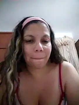 Carliina Soussa online show from 11/30/25, 12:03