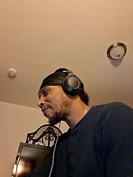 bigboytoy912 online show from 05/19/26, 01:56