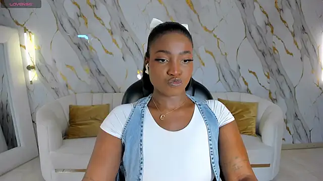 SavannahStorm online show from 03/15/26, 05:41