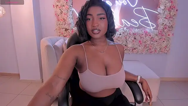 SavannahStorm online show from 03/30/26, 12:17