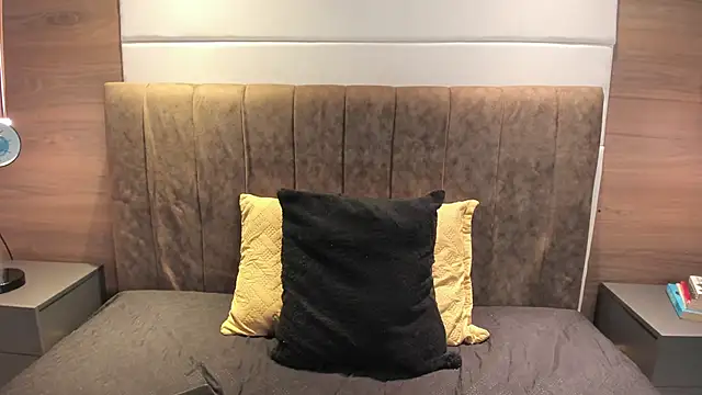 liz goth online show from 03/14/25, 01:57