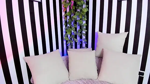 liz goth online show from 04/06/26, 01:34