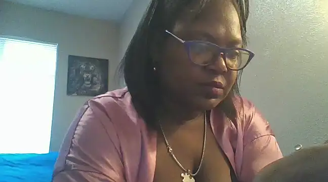 Snapshot of Needmehard chatting on 12/22/24, 03:33 Needmehard online show from 12/22/24, 03:33