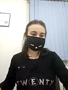 MikaKors online show from 12/25/24, 11:54