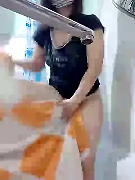 MikaKors online show from 12/31/24, 12:25