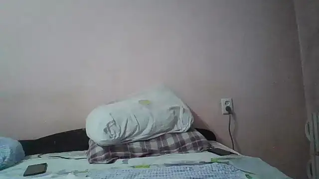 MikaKors online show from 02/11/25, 02:02