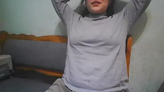 MikaKors online show from 02/18/25, 02:38