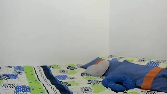 Nathaly love96 online show from 02/17/25, 05:53