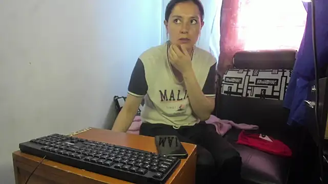 Snapshot of Nathaly_love96 chatting on 05/15/26, 06:59 Nathaly love96 online show from 05/15/26, 06:59