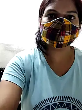 illay love online show from 10/10/25, 01:54