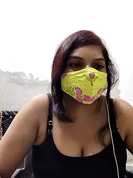 illay love online show from 10/15/25, 05:24