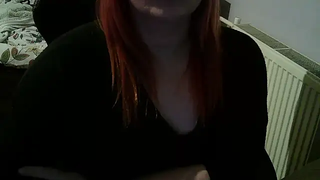 Snapshot of curvybabe123 chatting on 03/03/26, 08:15 curvybabe123 online show from 03/03/26, 08:15