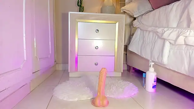 zoe sky  online show from 02/11/25, 08:52