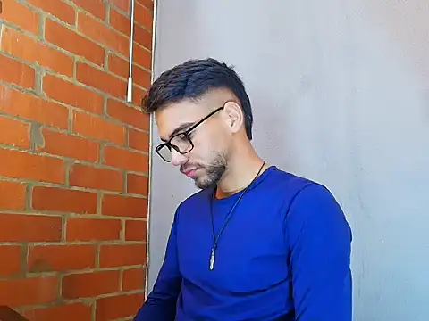 Leandro valenzuela online show from 10/11/25, 03:10