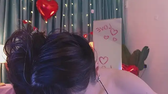 AudreyMell online show from 02/11/25, 06:22