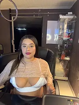 ElaaPerez online show from 02/06/26, 01:25