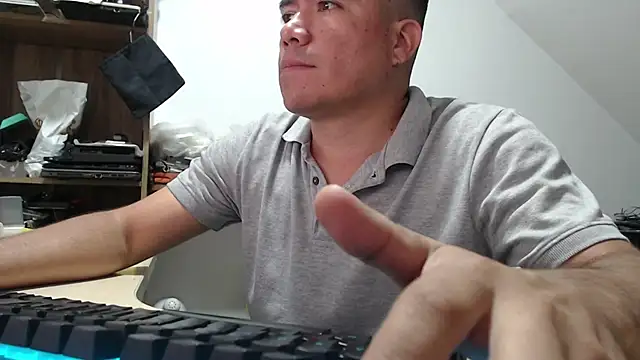 Jhonatan Morales S online show from 11/11/25, 01:11