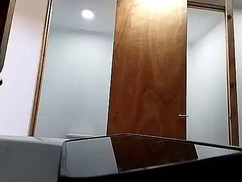 angelcachondo199211 online show from 09/24/25, 04:54