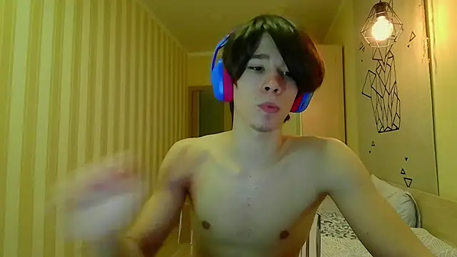 gayGamogey online show from 03/04/25, 07:22