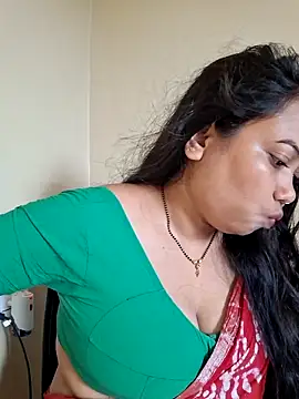 DREAM GIRL-30 online show from 06/17/26, 03:53