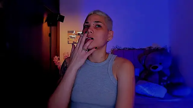 Charlee pink online show from 03/03/26, 03:01