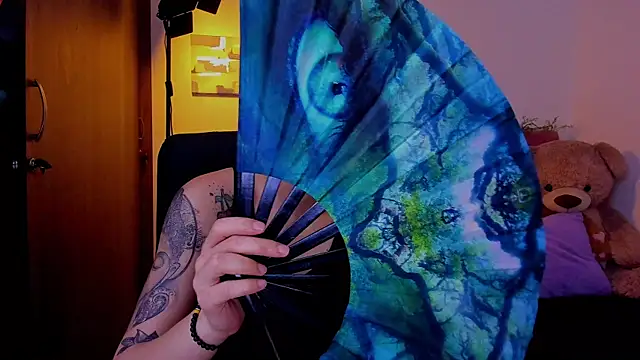 Charlee pink online show from 04/05/26, 02:53