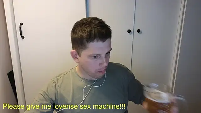 BigL0ve online show from 04/10/26, 01:38