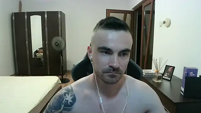 Snapshot of mu5clemania2 chatting on 07/01/26, 07:35 mu5clemania2 online show from 07/01/26, 07:35