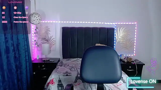 Julietacollins06 online show from 02/01/25, 02:34